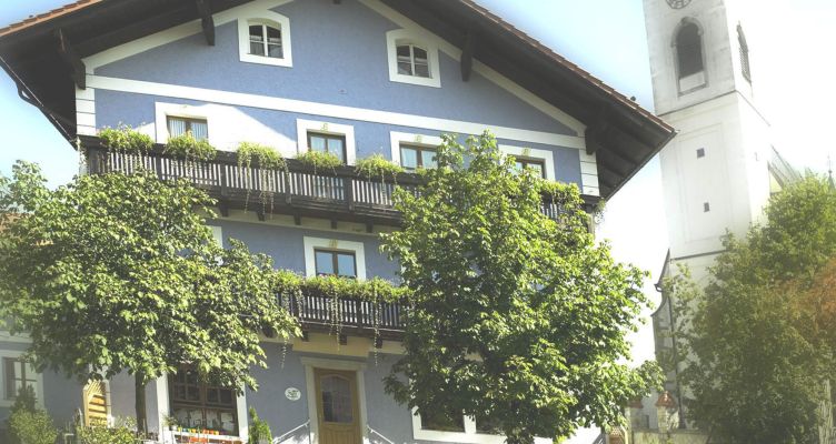 Aussenansicht Landgasthof Zum Lang im Passauer Land Bayersicher Wald